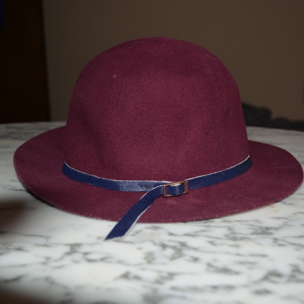 Maroon Hat - Picture 3 of 4